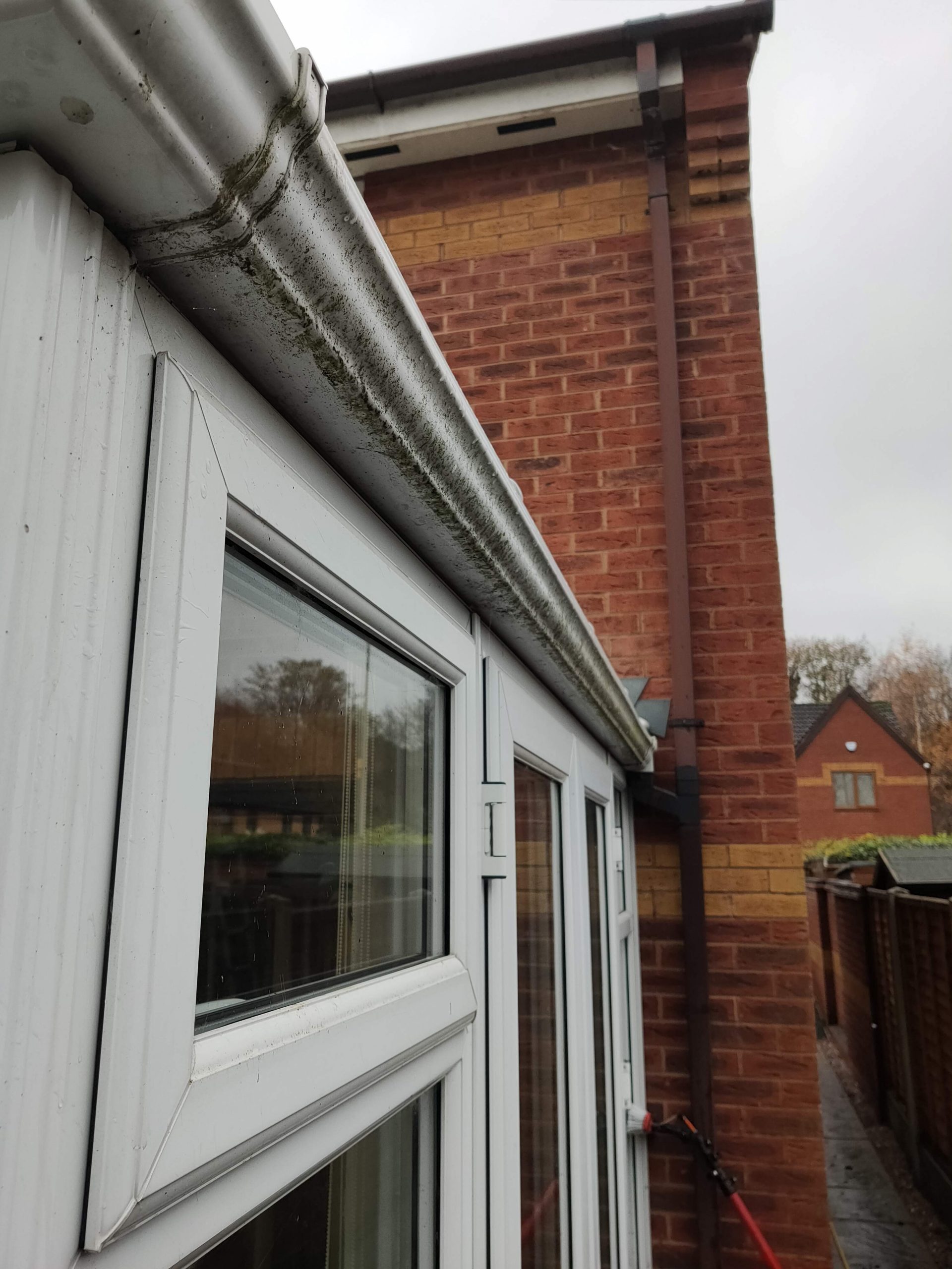 Fascias, soffits and gutters before cleaning
